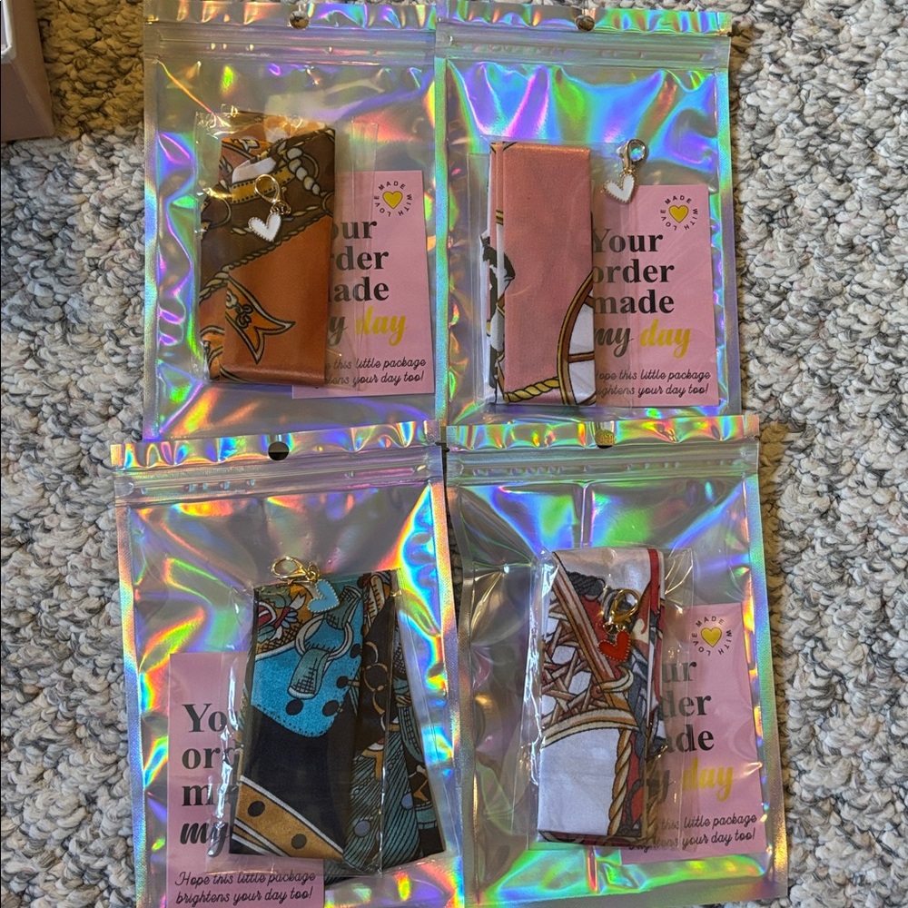 Source Unknown Multicolor Scarf Key & Card Holder Set